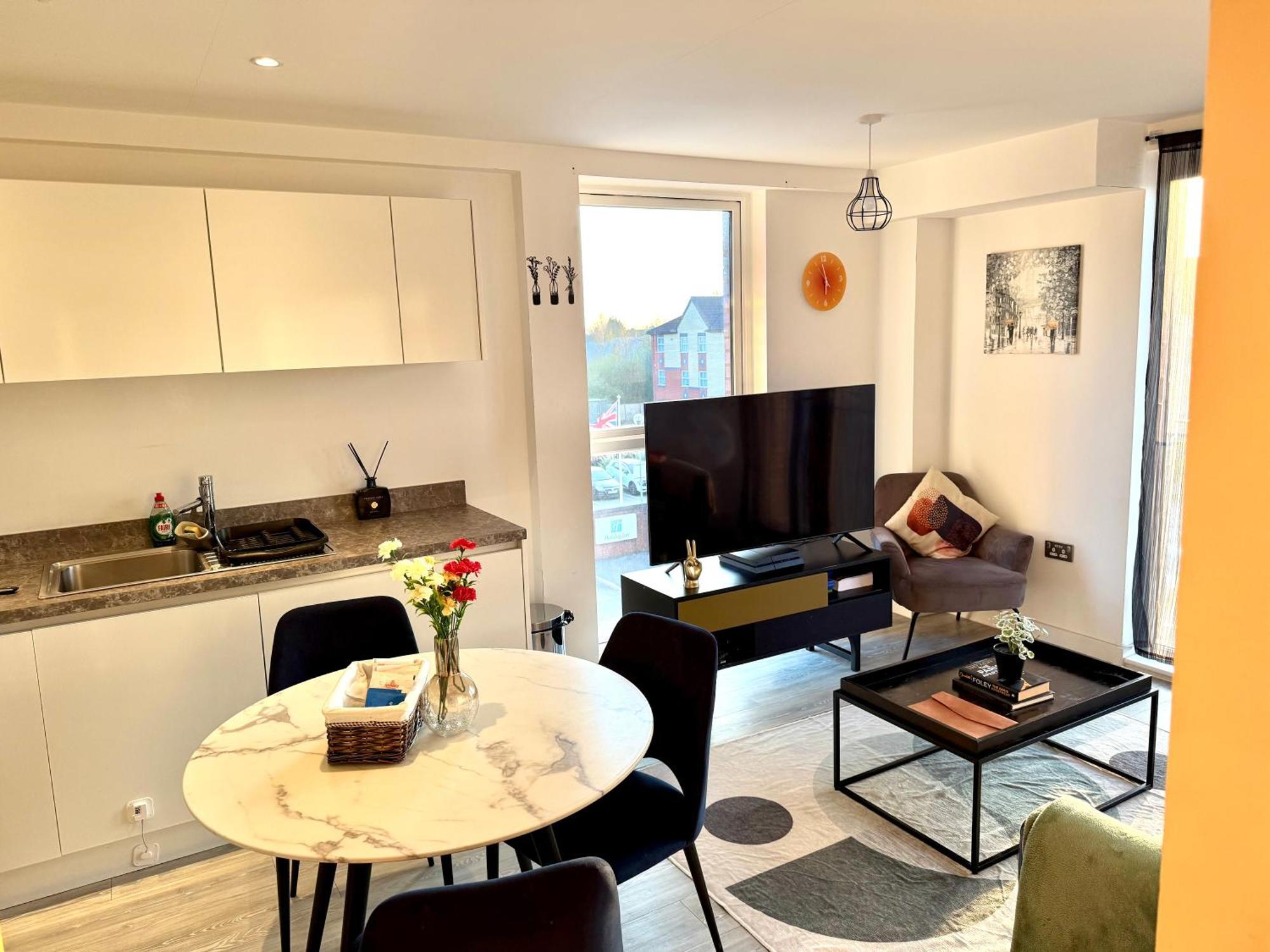マンチェスターRelaxing 1-Bed Flat In Salford With Street Parkingアパートメント エクステリア 写真